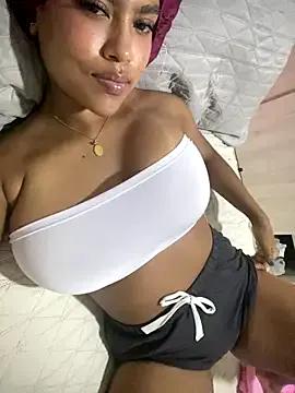miiabrown18 on StripChat 