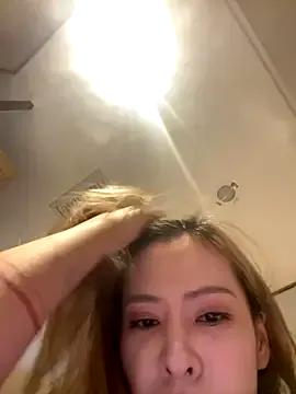 miumiu-66 on StripChat 