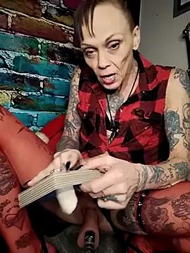 MommyMisfit's avatar