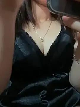 Moon_pusy on StripChat 