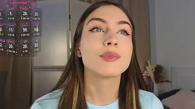 Moonlight1Sonata1 on StripChat 