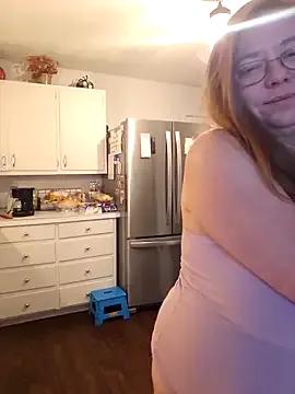 MsShelby40 on StripChat 