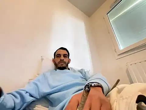 Rebeu313 on StripChat 