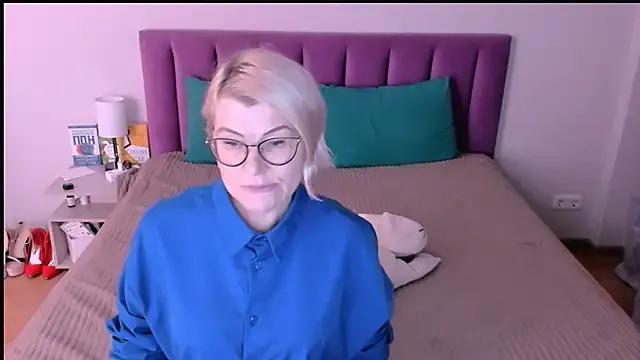 sabrinamacmarren — can you make me cum