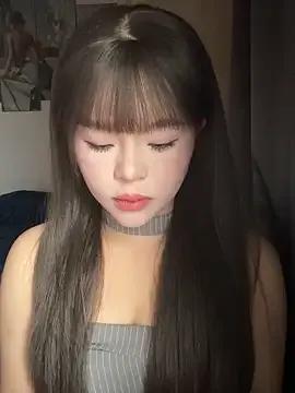 SarahBeii on StripChat 