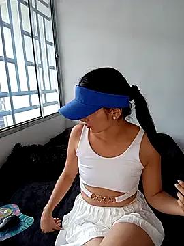 SaraMistick on StripChat 