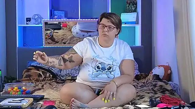 SunshineLexi on StripChat 