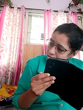 thanusi_2 — Group on StripChat