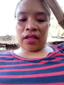 wet_babexxx — Wet and horny here.