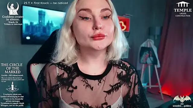 Wounded_Goddess_ — I'm the Wounded Goddess