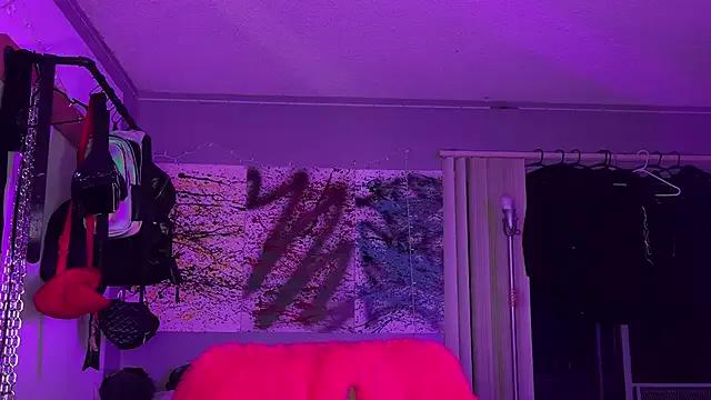 xoFrankie — Mommy booty shake 