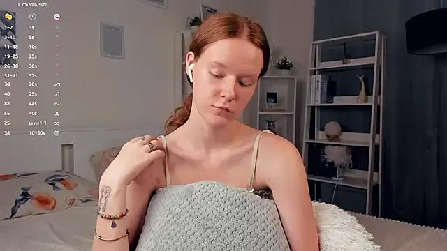 ZaraBluitt on StripChat 